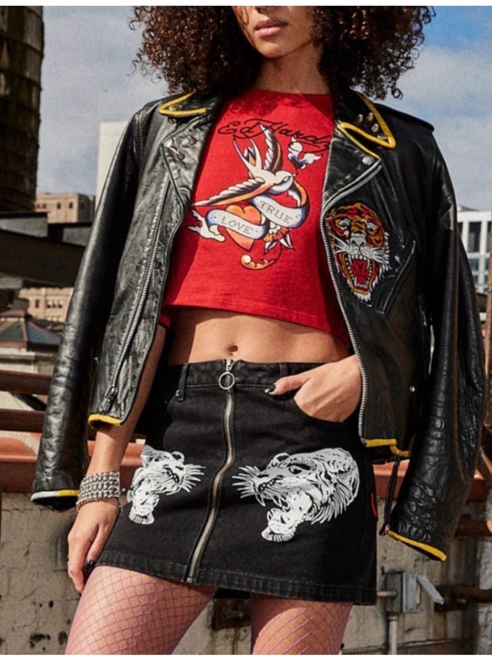Ed Hardy TIGERS ZIPPER FRONT MINI DENIM SKIRT medium